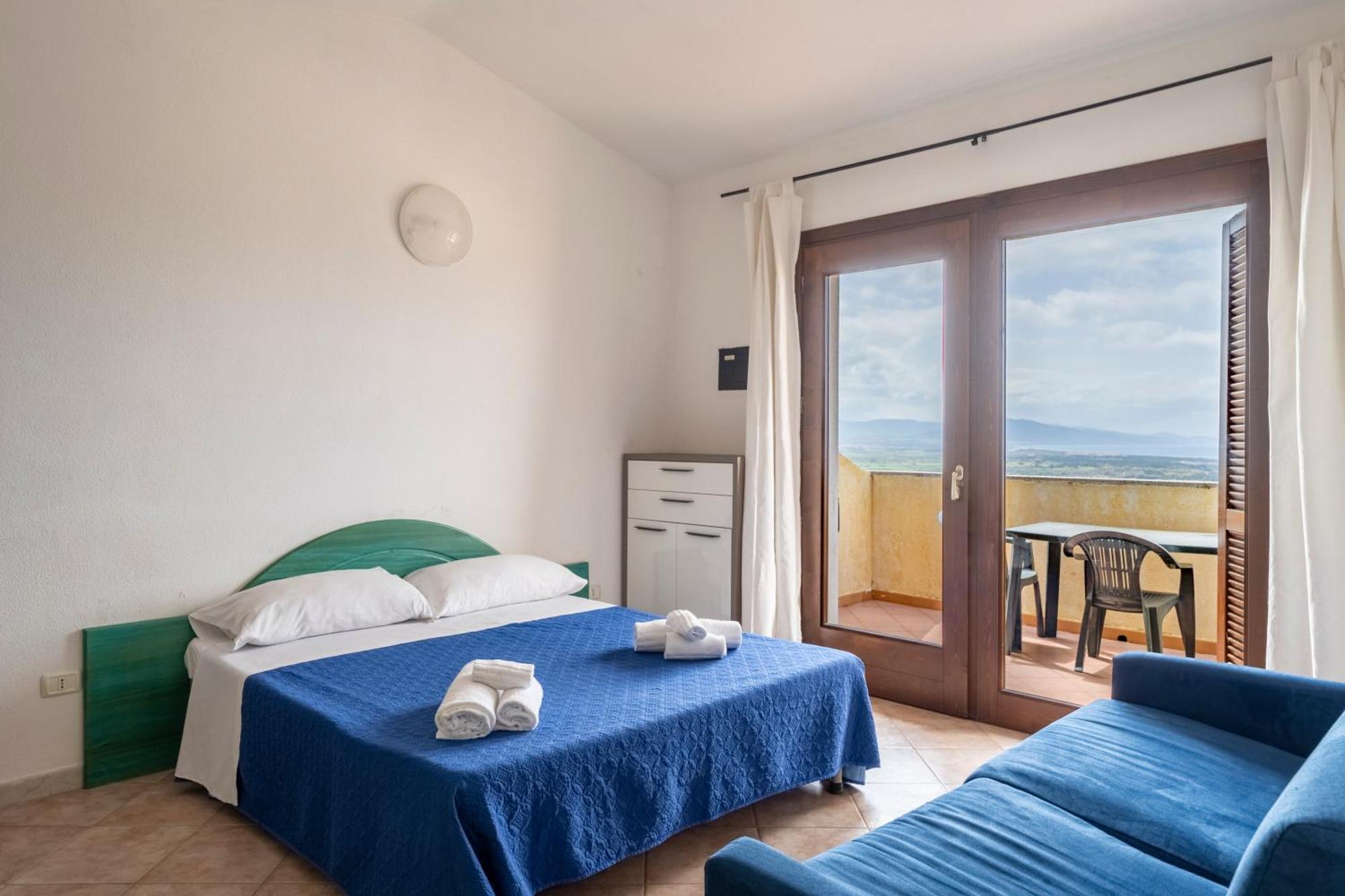 Aparthotel Il Borgo Di Badesi Exterior foto