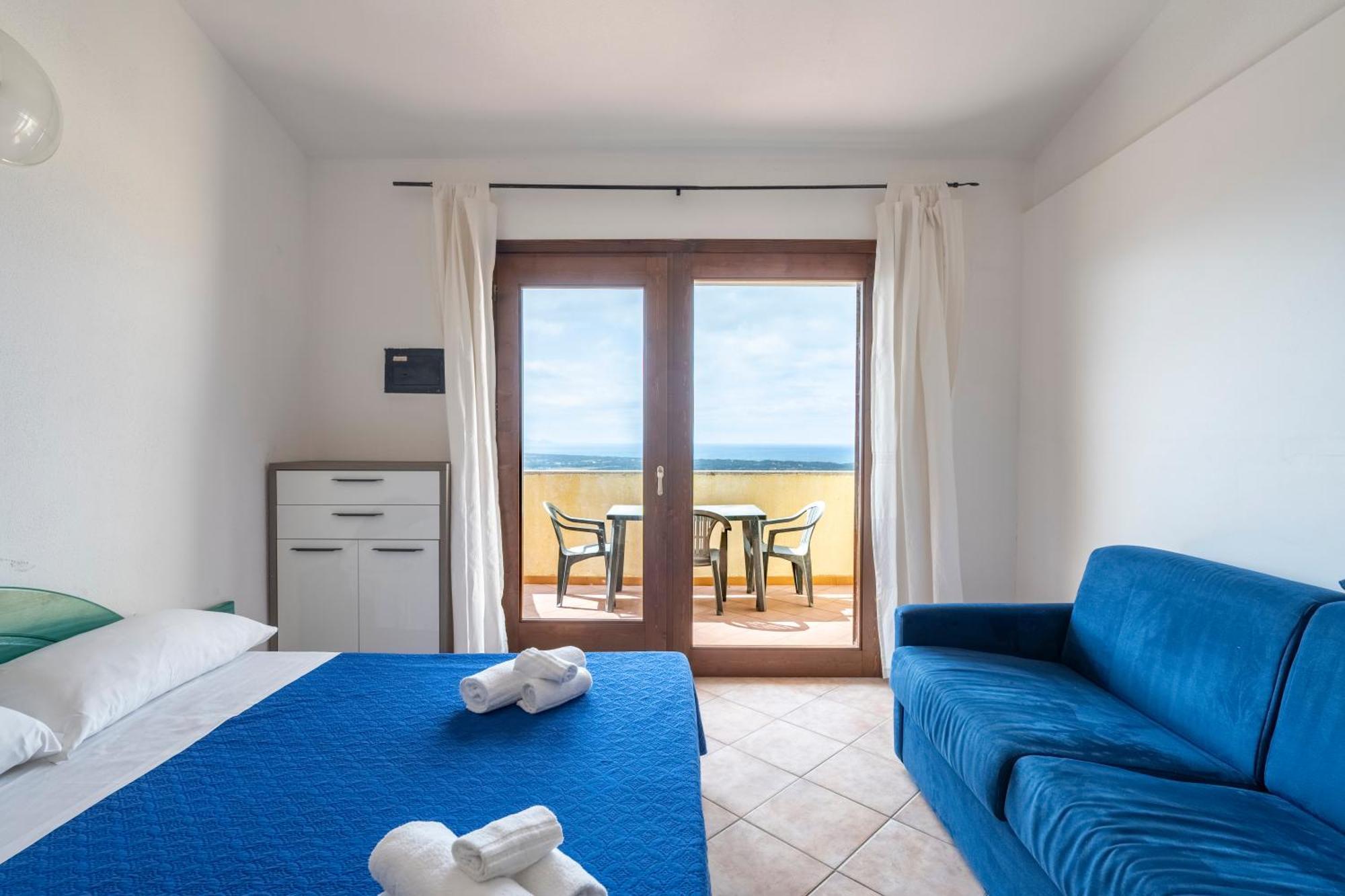 Aparthotel Il Borgo Di Badesi Exterior foto